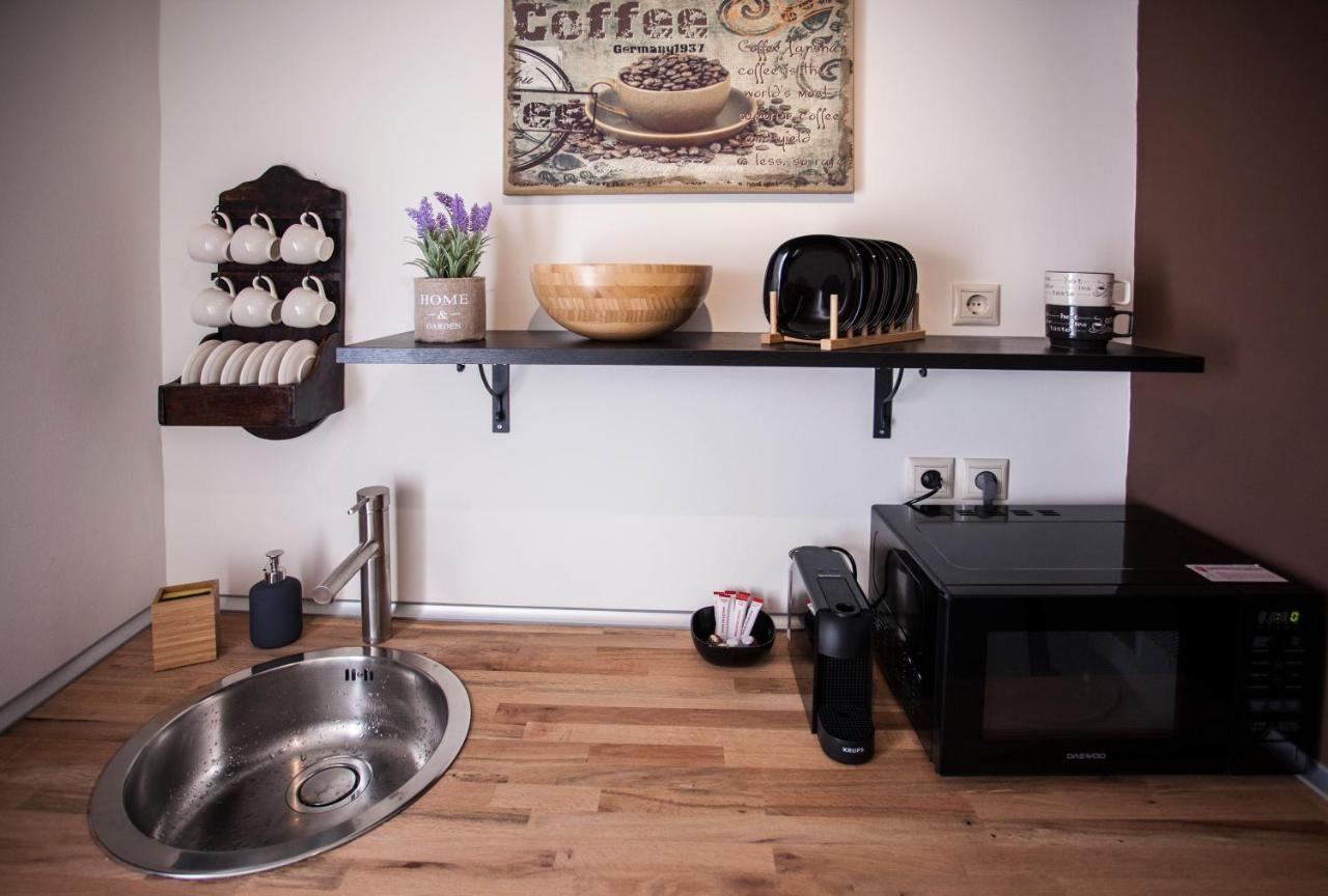 Facadoro Apartments アテネ エクステリア 写真