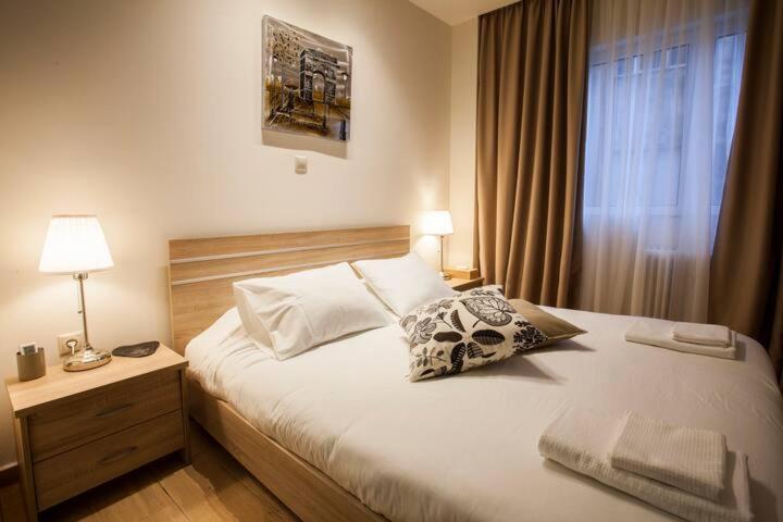 Facadoro Apartments アテネ エクステリア 写真