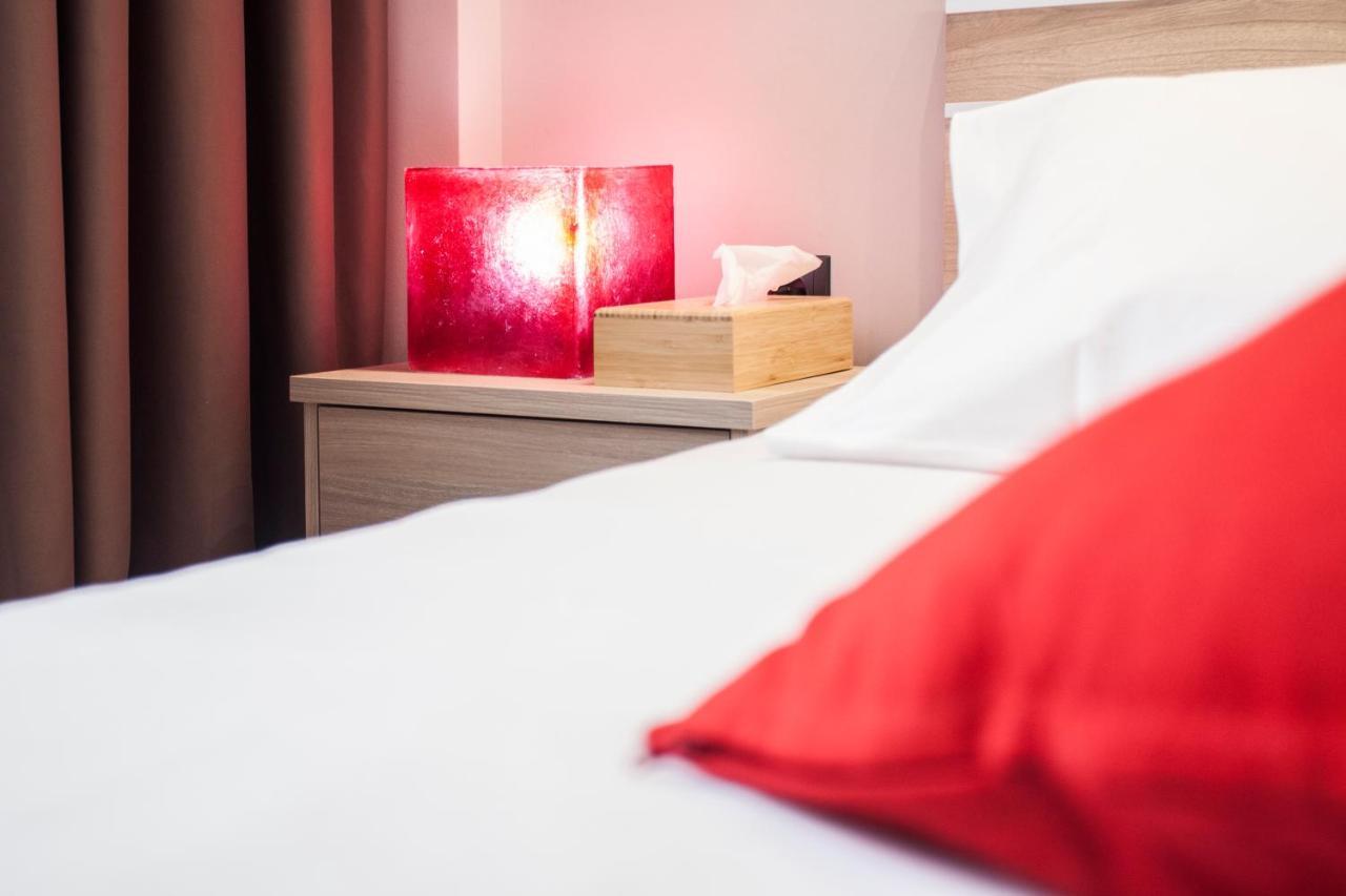 Facadoro Apartments アテネ エクステリア 写真