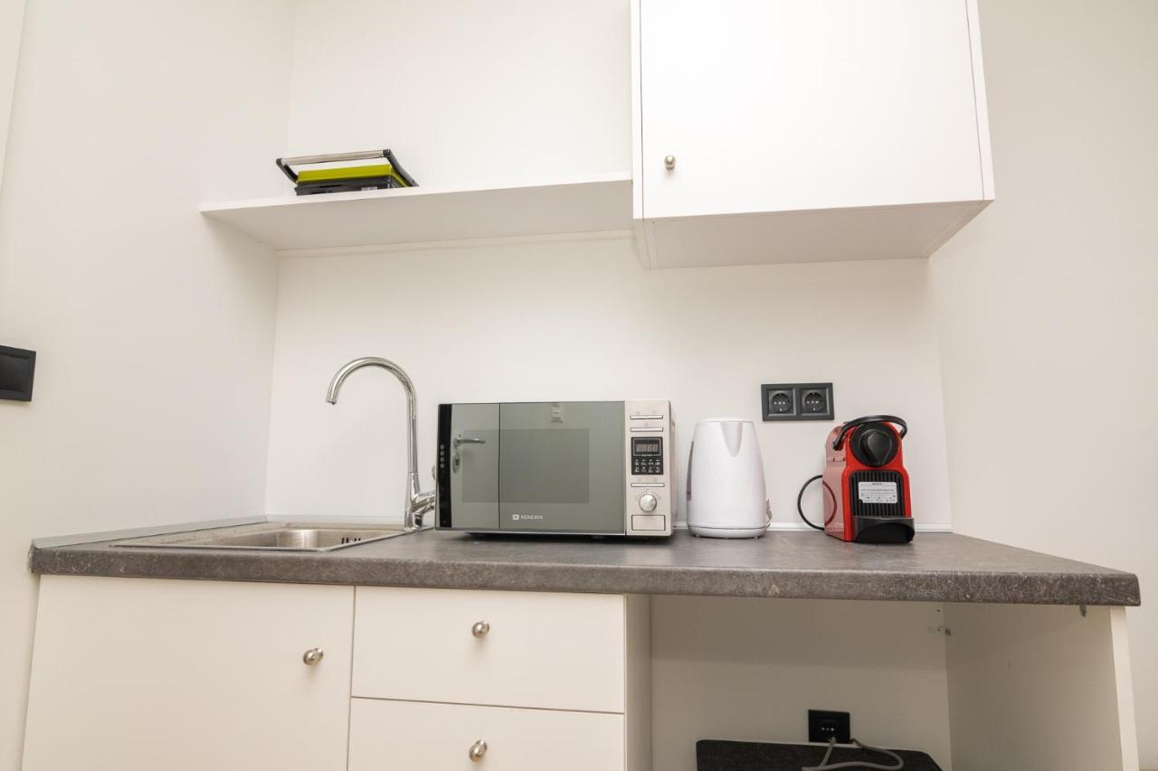 Facadoro Apartments アテネ エクステリア 写真