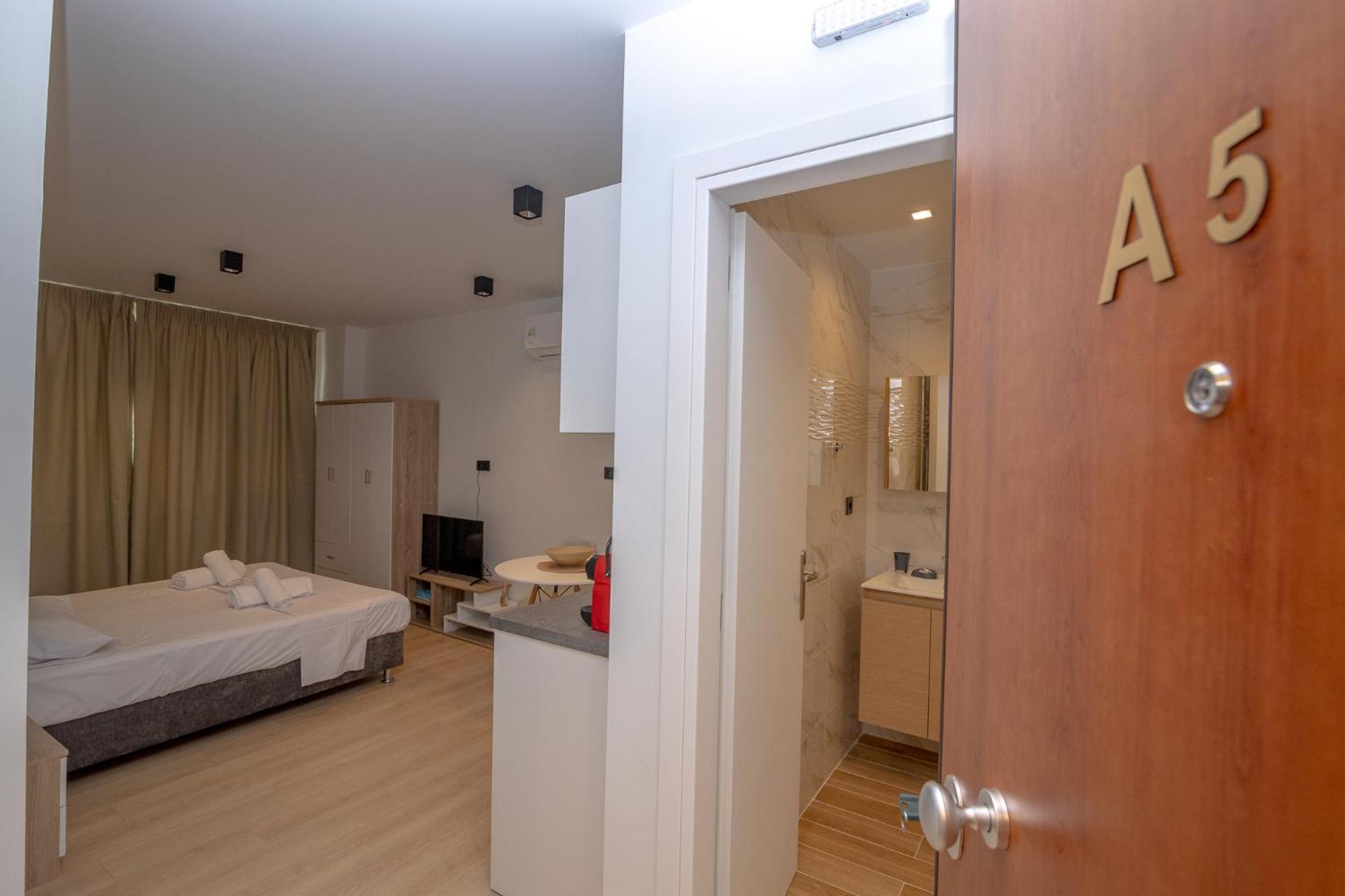 Facadoro Apartments アテネ エクステリア 写真